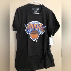 NWT  Stadium Essentials NEW YORK KNICKS  NBA T Shirt  Size L  $35
